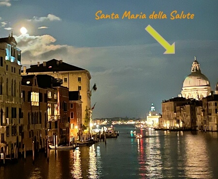 Salute in de wandelnacht Venetie Salute in de wandelnacht Venetie