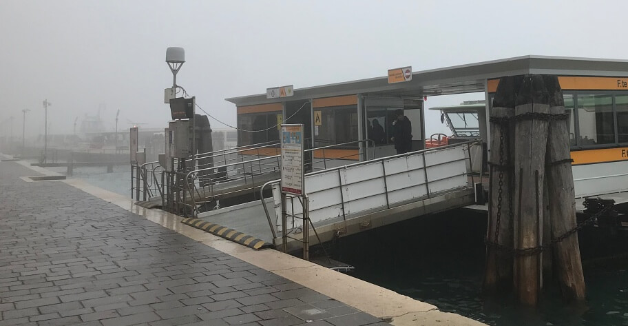 Waterbus in Venetie Winter Waterbus in Venetie Winter