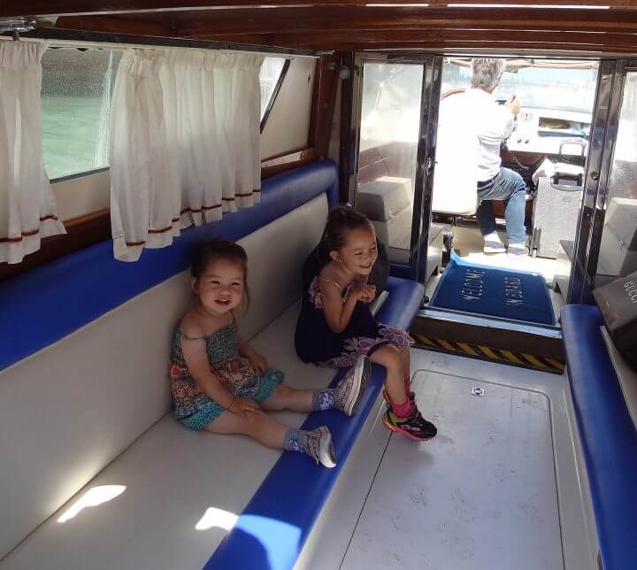 Watertaxi Venetie delen