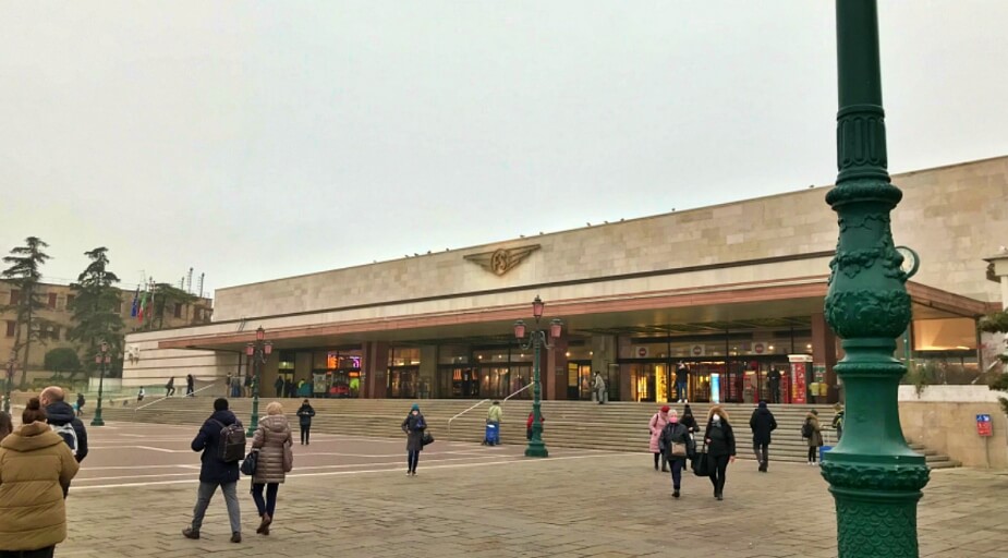 Santa-Lucia-Treinstation
